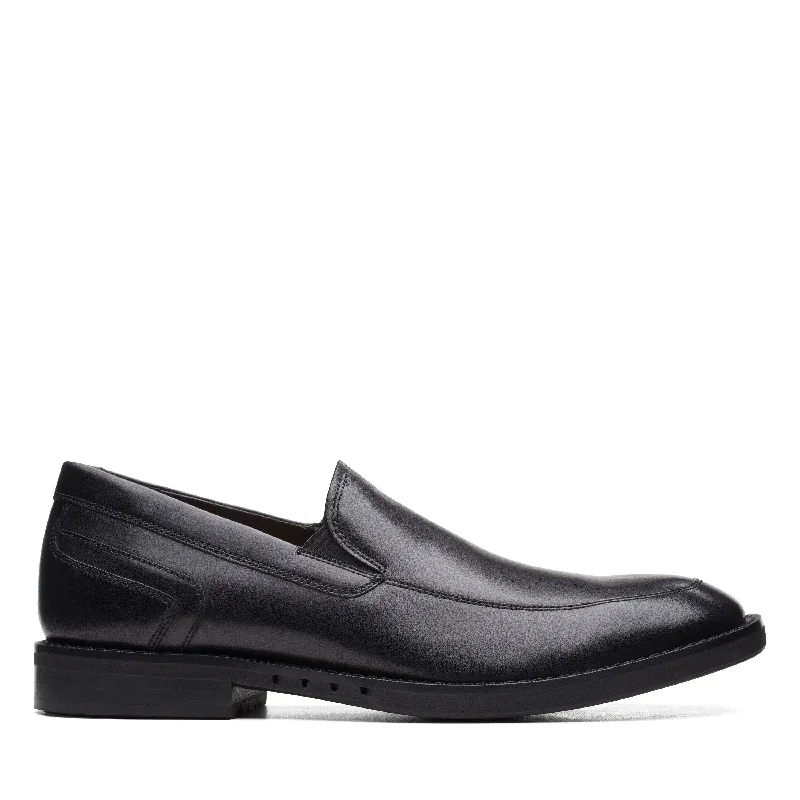 Clarks Un Hugh Step in Black Leather