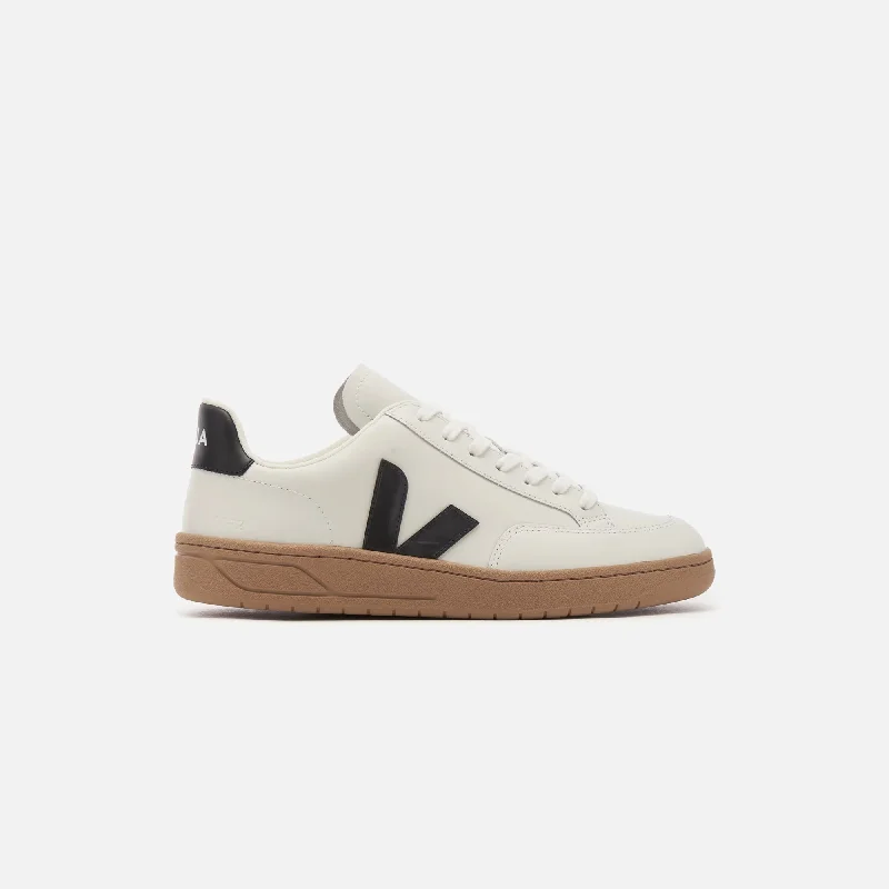 Veja V-12 - Extra White / Black / Dune