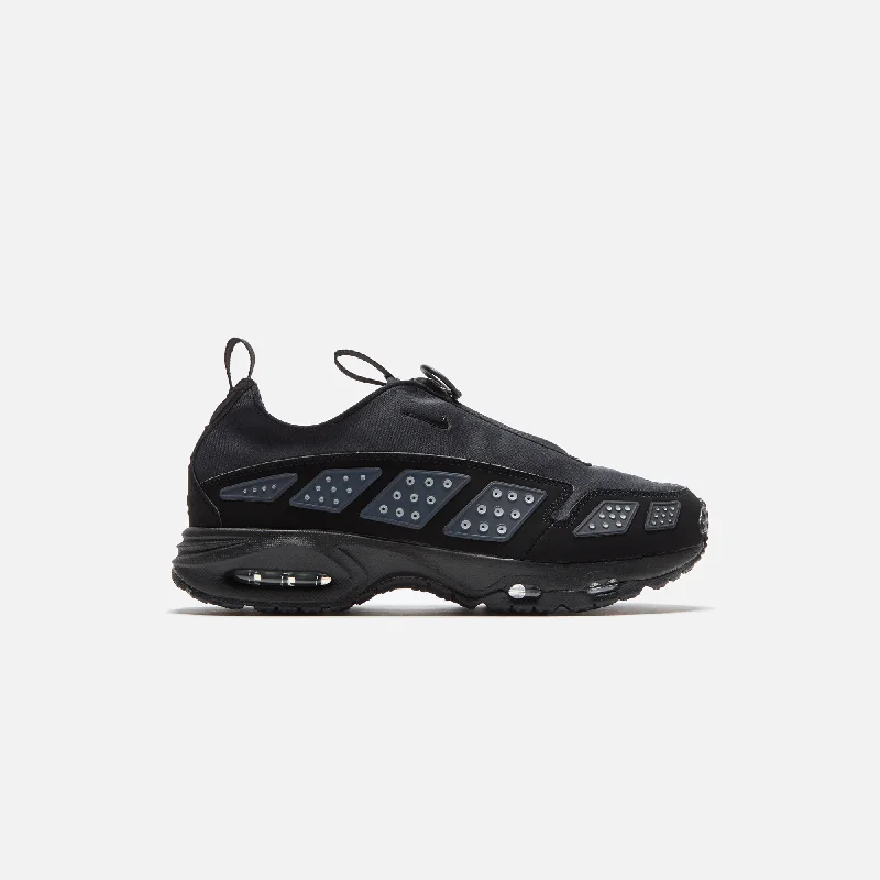 Nike WMNS Air Max SNDR - Black / Metallic Silver